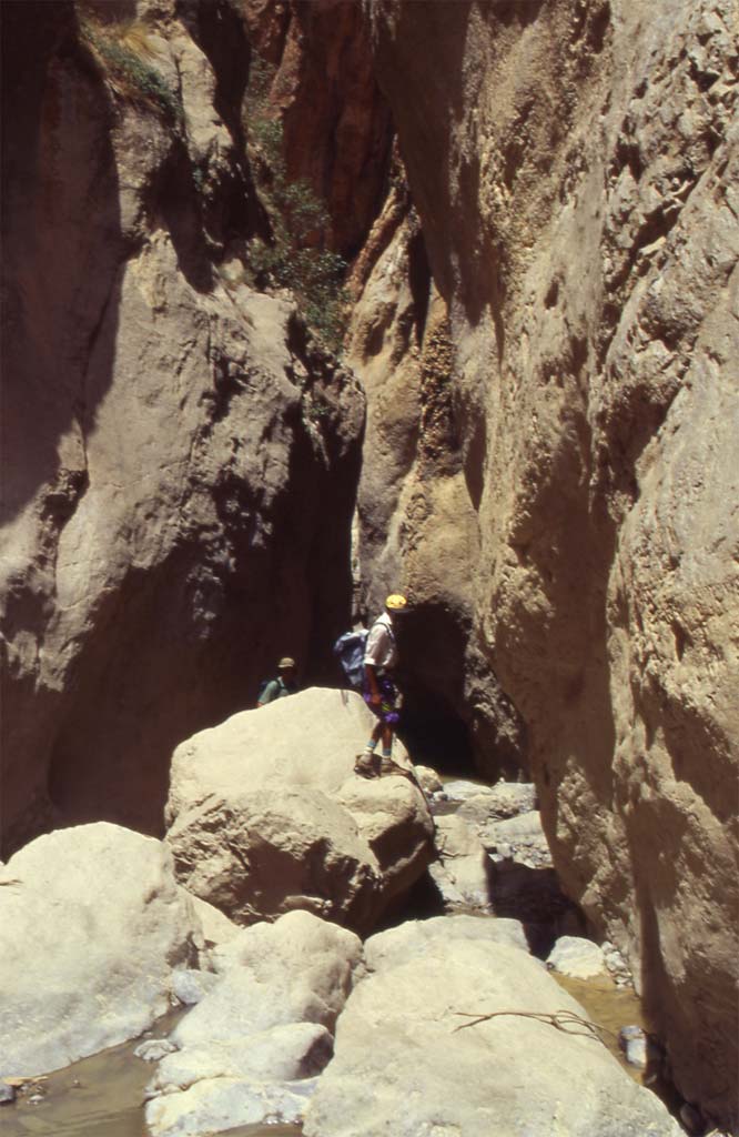 Gorge de l’Akkha-n-Tadrout (gorge d’Oussaka), le 17 août 1994