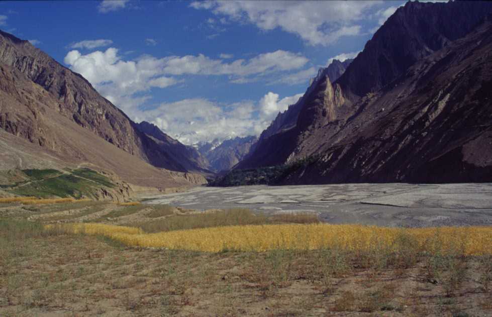 Vue des environs de Kande, le 22 août 1999