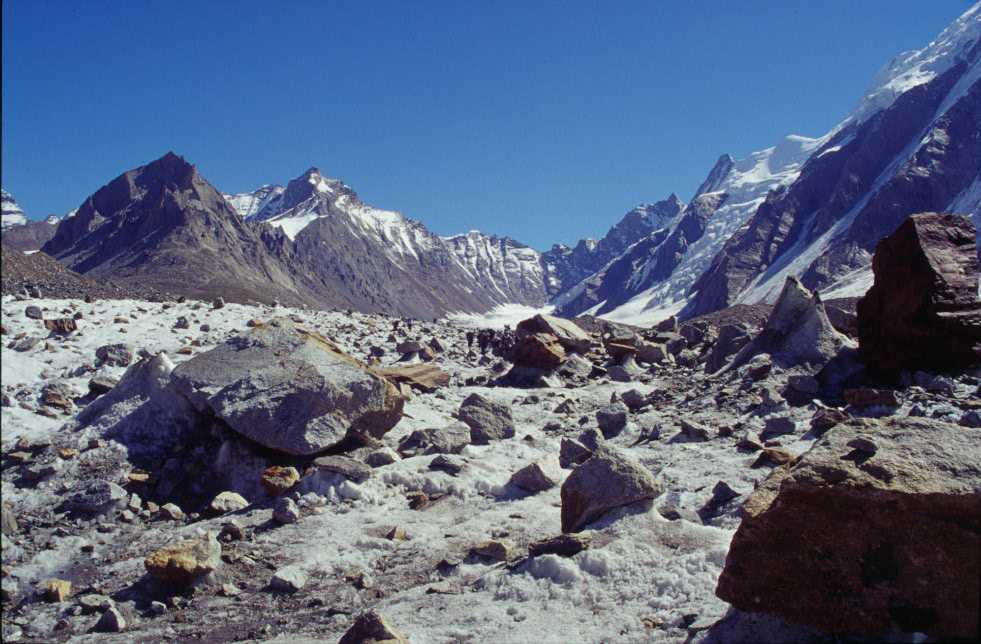 Vue en direction du Gandoghoro-La, le 18 août 1999