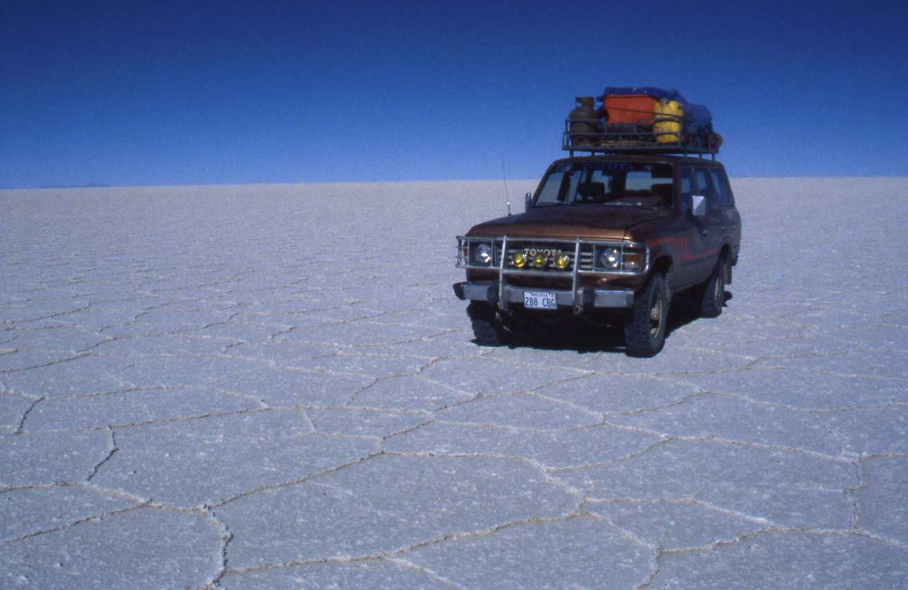 Sur le salar d’Uyuni, le 17 août 2000