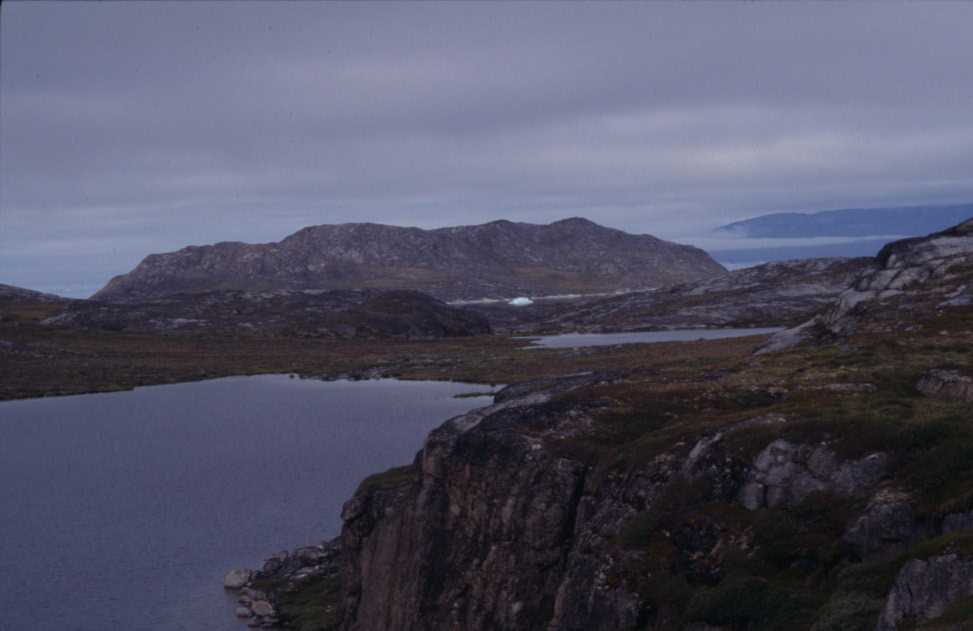 Promenade dans les environs de Kangersuneq, le 11 août 2002