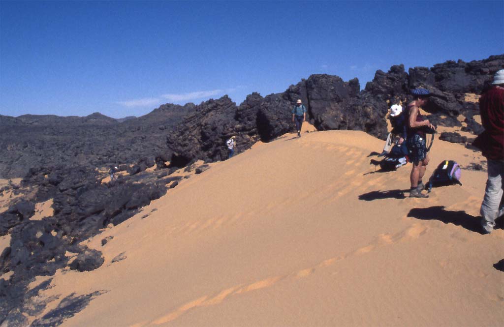 Halte au col Tassak, le 13 février 2002