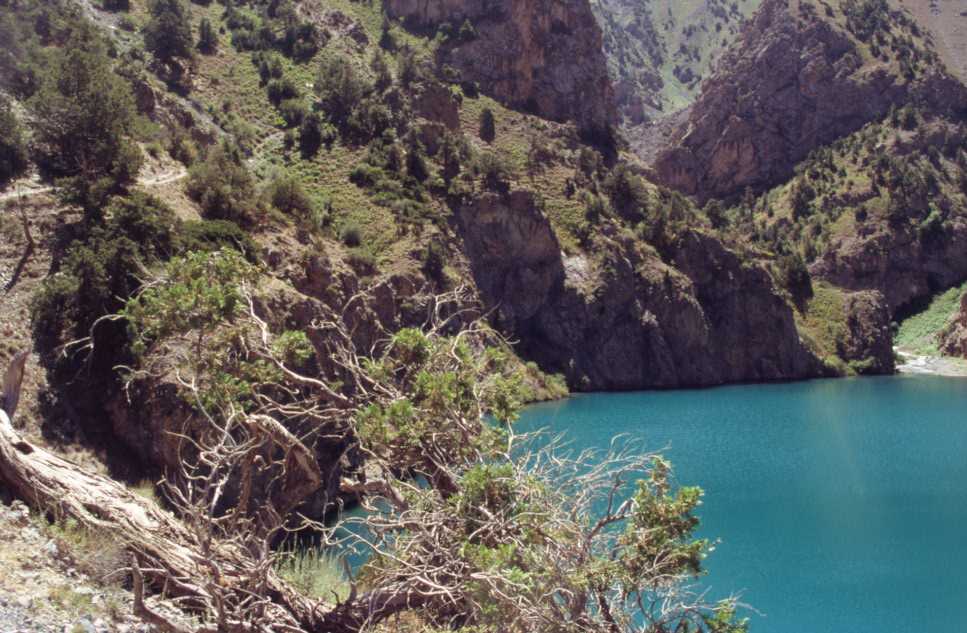 Le lac turquoise de Ptchikoul, le 13 août 2004