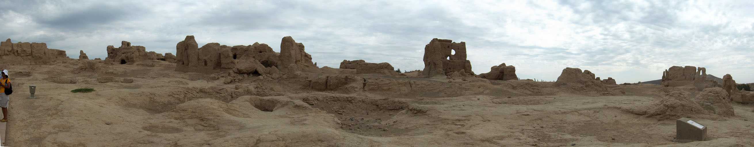 Les ruines de Tsiao-ho Kou-tch’eng (Jiaohe Gucheng), le 5 août 2005