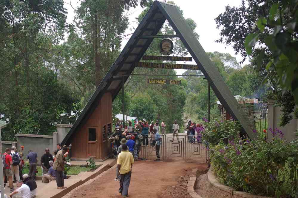 Accès au parc du Kilimandjaro près du village de Machame, le 11 février 2008