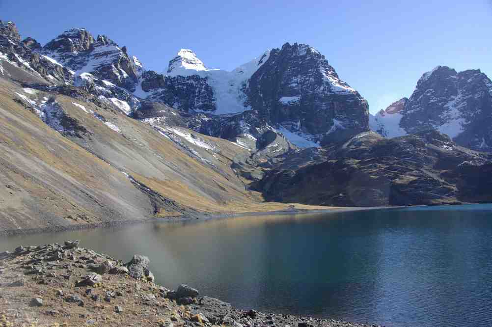 Les rives du lac de Chiar Quta, le 12 août 2008