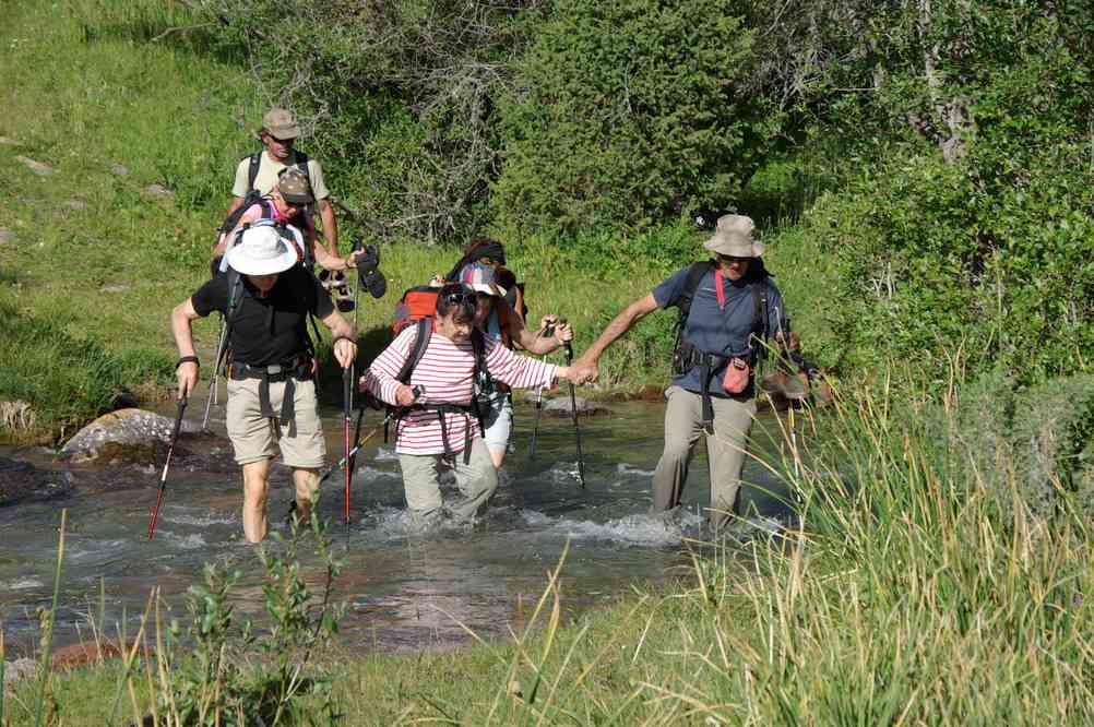 Traversée de gué dans la vallée de Tiouk Kopak, le 9 août 2009