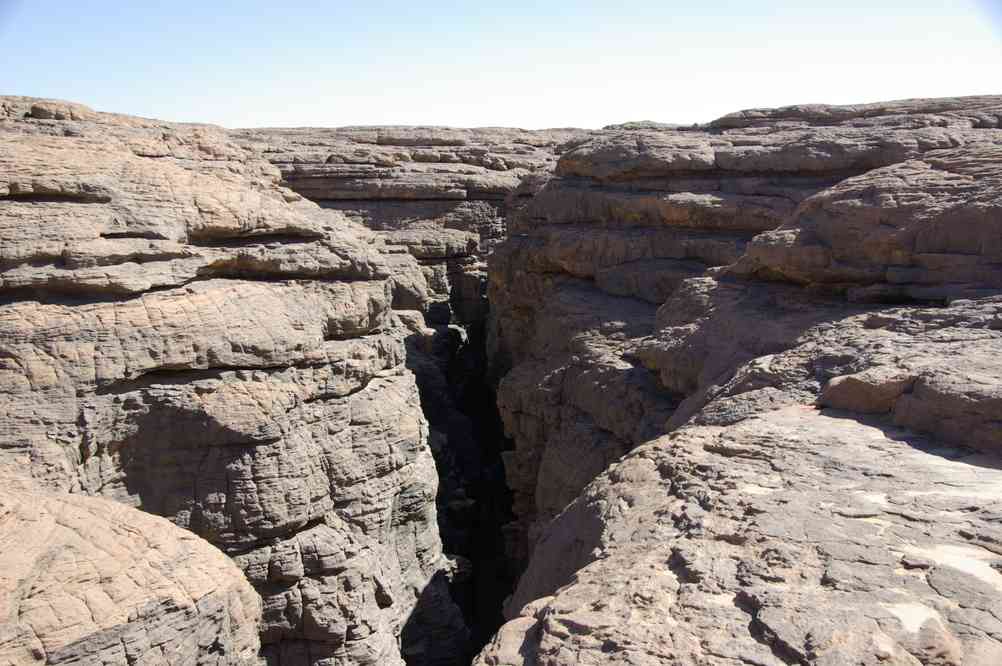 Au-dessus du cañon de l’oued Hartes, le 1ᵉʳ février 2010