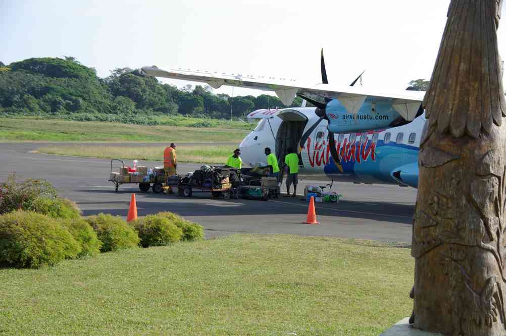 Arrivée à l’aéroport de Tanna, le 10 août 2011