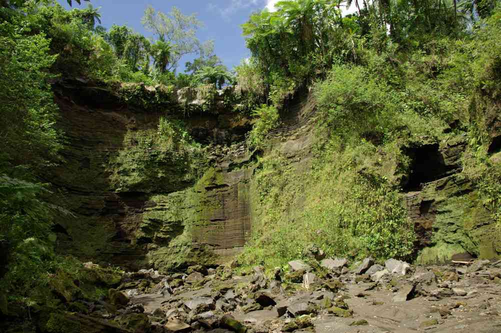 Cascade asséchée près d’Endo Pahakol, le 19 août 2011