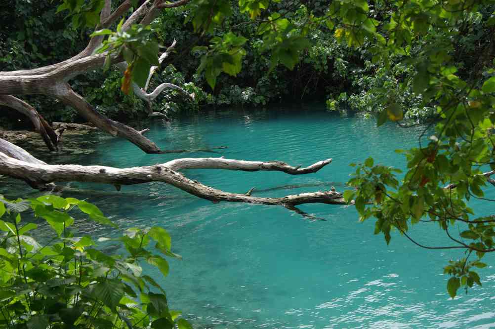 Arrêt au « lagon bleu », le 25 août 2011