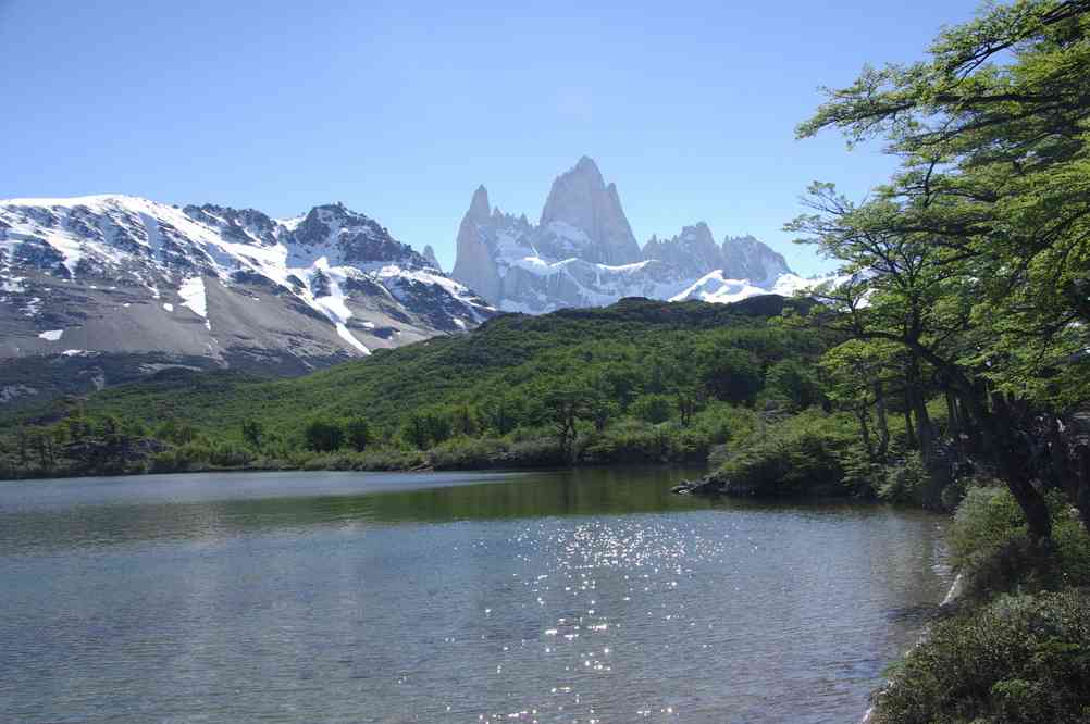 Le Fitz Roy vu de la laguna Capri, le 10 novembre 2012