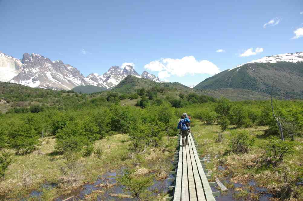 Traversée des marais dans la vallée du rio Paine, le 15 novembre 2012