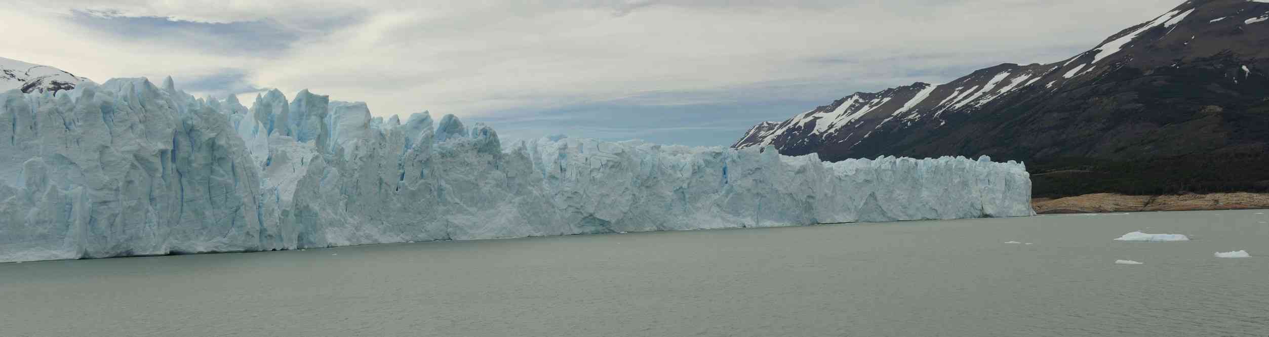 Vue panoramique du Perito Moreno, le 11 novembre 2012