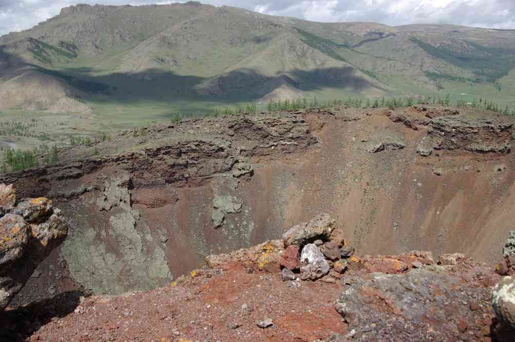 Le cratère du volcan Khorgö (Хоргын тогоо), le 19 août 2013