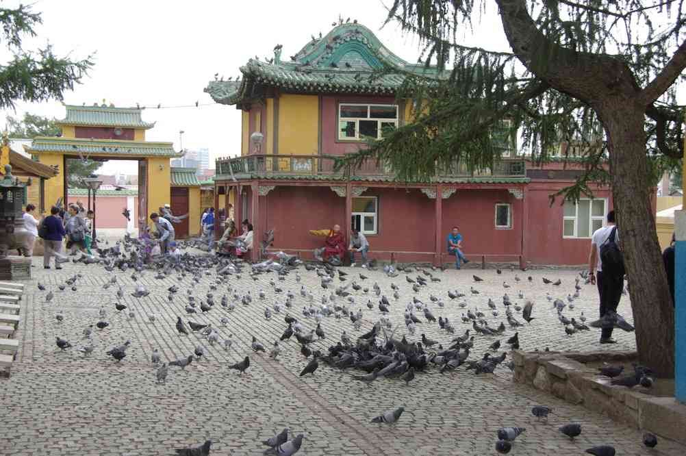 Le monastère Gandantegchinlin (Гандан тэгчинлин хийд) d’Oulan-Bator (Улаанбаатар), le 23 août 2013