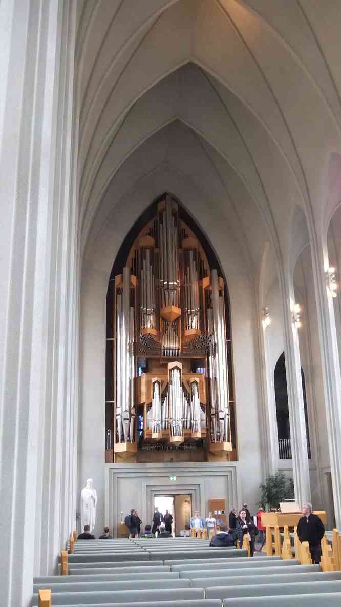 L’intérieur de Hallgrímskirkja, le 16 juillet 2014