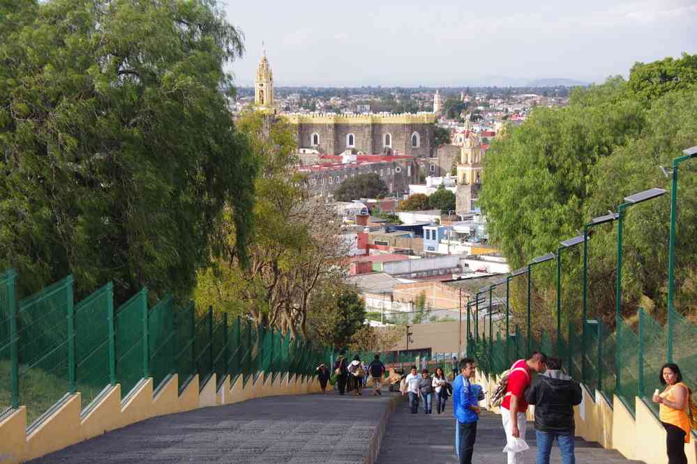 Montée vers Nuestra Señora de los Remedios à Cholula, le 18 janvier 2016