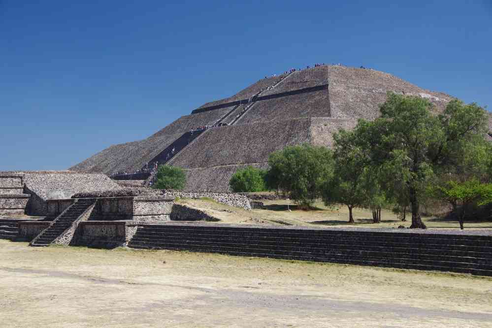 Teotihuacán, pyramide du soleil, le 21 janvier 2016