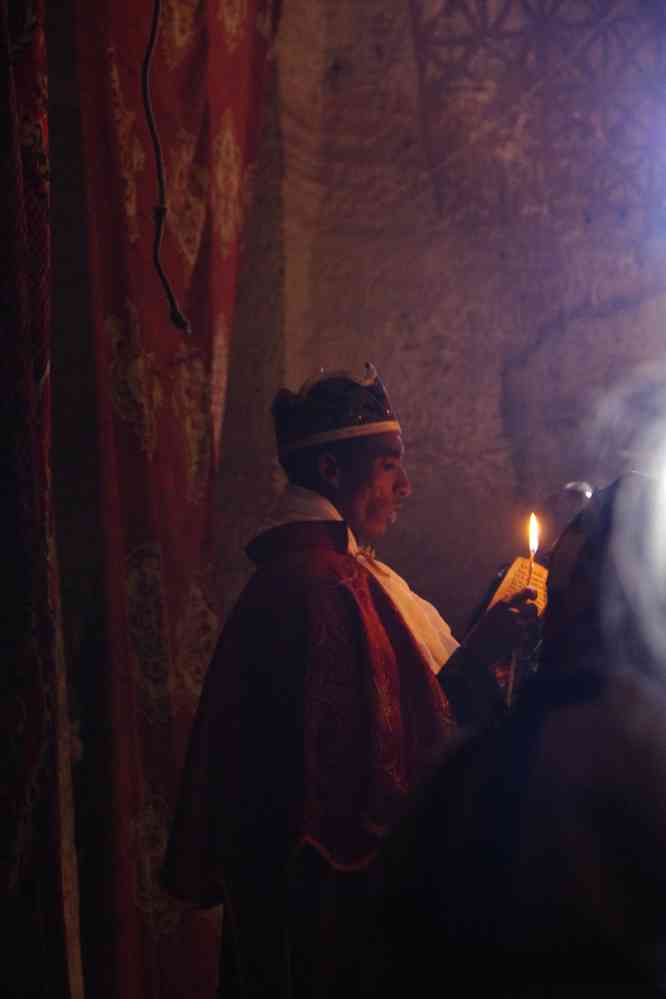 Cérémonie religieuse interminable dans l’église Yohannes Maekedi, le 12 janvier 2017