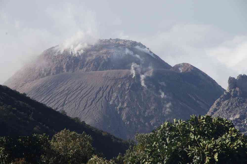 Dôme de lave du volcan Santiaguito, le 14 février 2020