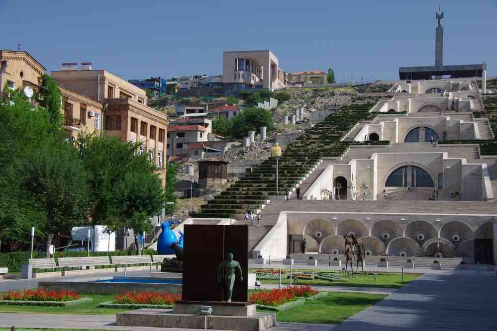 Erevan (Երևան), la Cascade (Կասկադ), le 30 juillet 2017 Erevan (Երևան), la Cascade (Կասկադ), le 30 juillet 2017