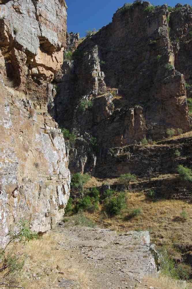 Randonnée vers l’église de Spitakavor (Սպիտակավոր), le 1ᵉʳ août 2017