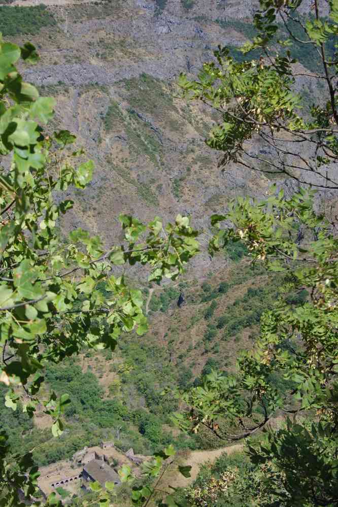 Randonnée près du monastère de Tatev (Տաթեվ), le 2 août 2017. En direction de l’ermitage