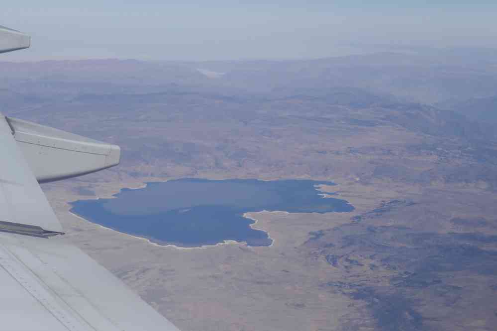 Vol en direction d’Arequipa : survol de la laguna Parinacocchas, le 4 août 2024