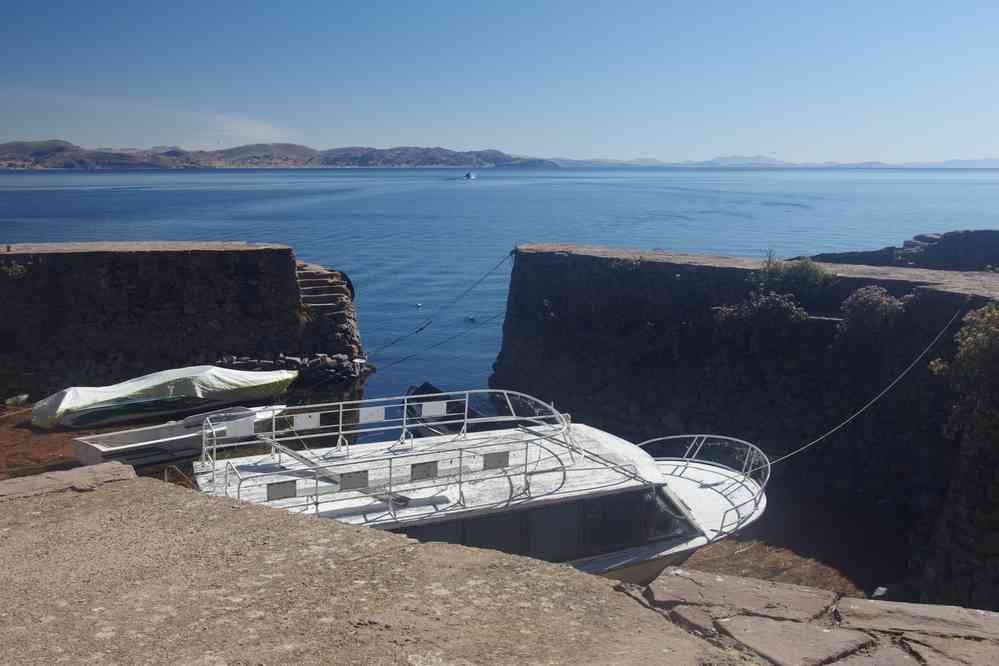 Lac Titicaca, randonnée dans l’île de Taquile. Retour au bateau après le déjeuner, le 7 août 2024