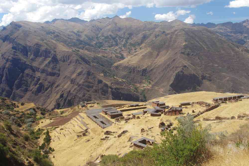 Trek dans la vallée sacrée : arrivée sur le site inca d’Huchuy Qosqo, le 11 août 2024