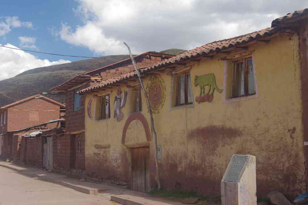 L’extérieur de notre gîte de Patabamba. Avant la nuit du séisme…, le 12 août 2024