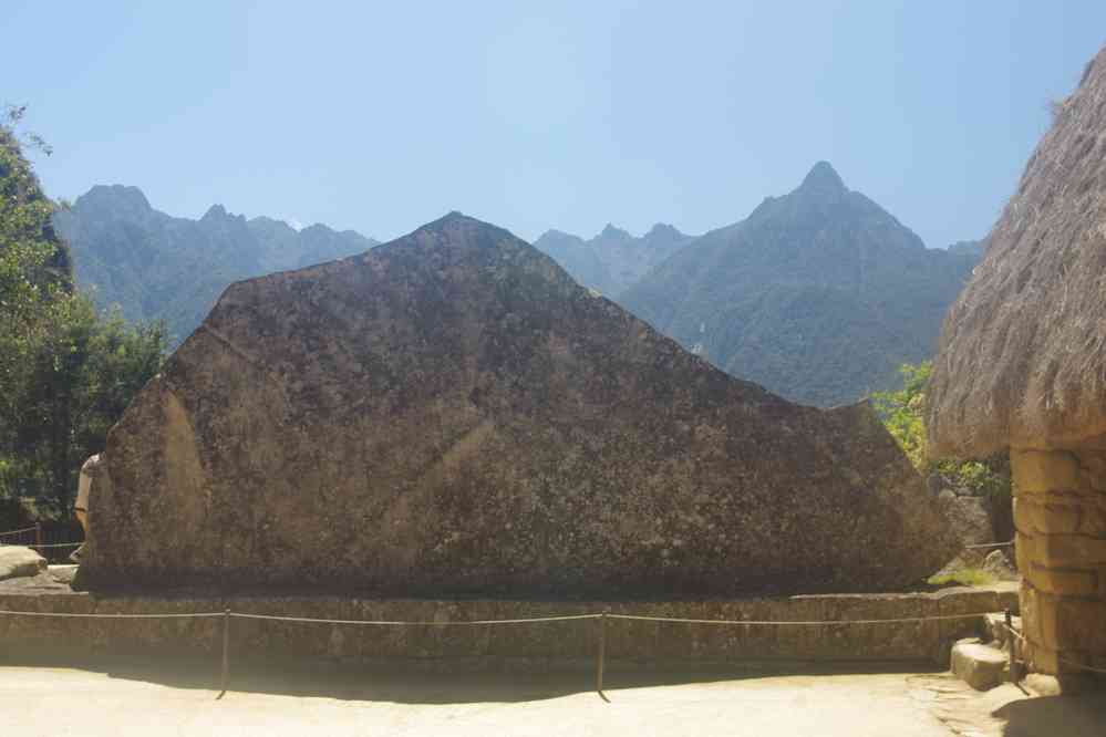 Machu Picchu, le 14 août 2024. Ces pierres en forme de montagne revêtaient une signification particulière chez les Incas