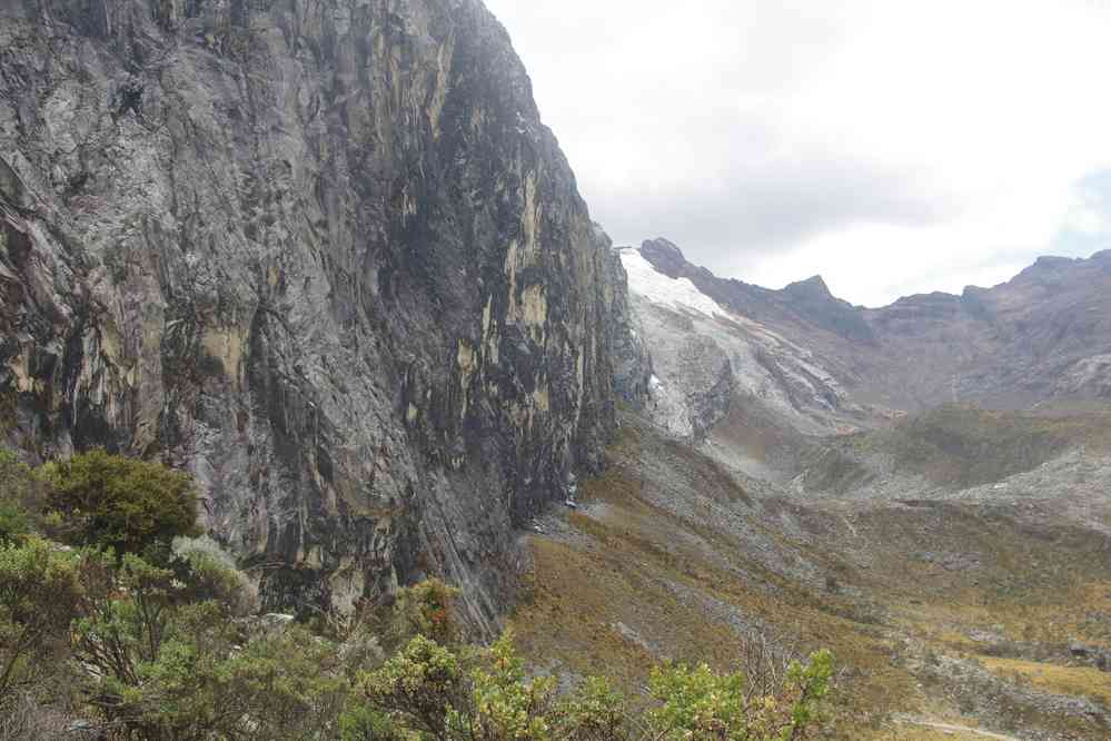 Descente depuis la laguna 69, le 20 août 2024