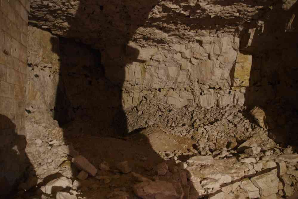 Cité souterraine de Naours. L’ombre du photographe fait un peu amateur…. Le samedi 13 septembre 2025