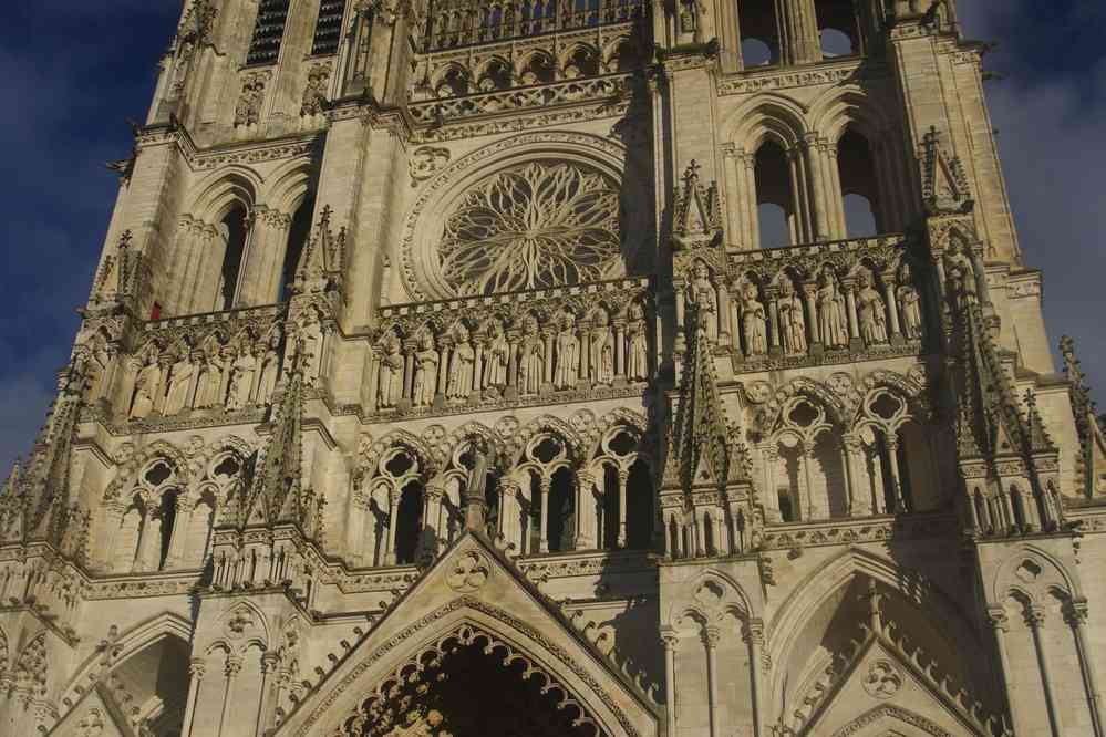 Cathédrale d’Amiens : façade. Le samedi 13 septembre 2025