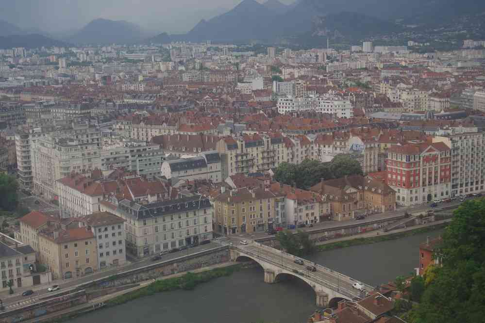 Grenoble. Le dimanche 1ᵉʳ juin 2025