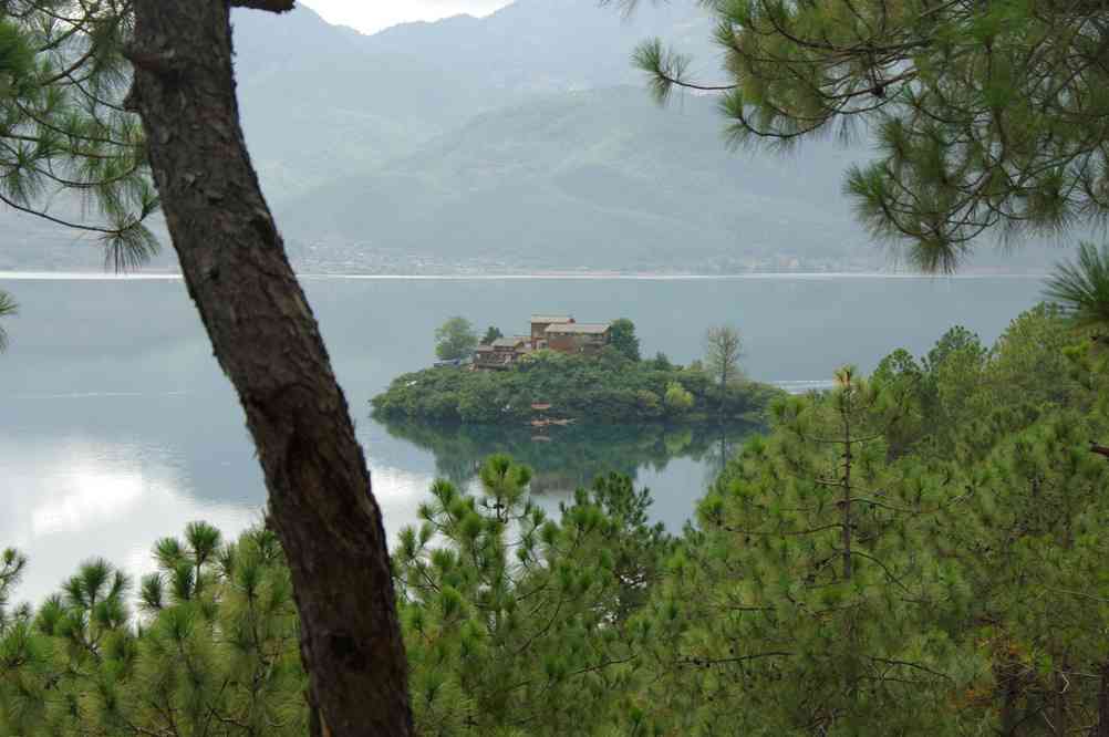 Vue sur l'île de Pou-wa (布瓦岛 Buwa), le 12 octobre 2010