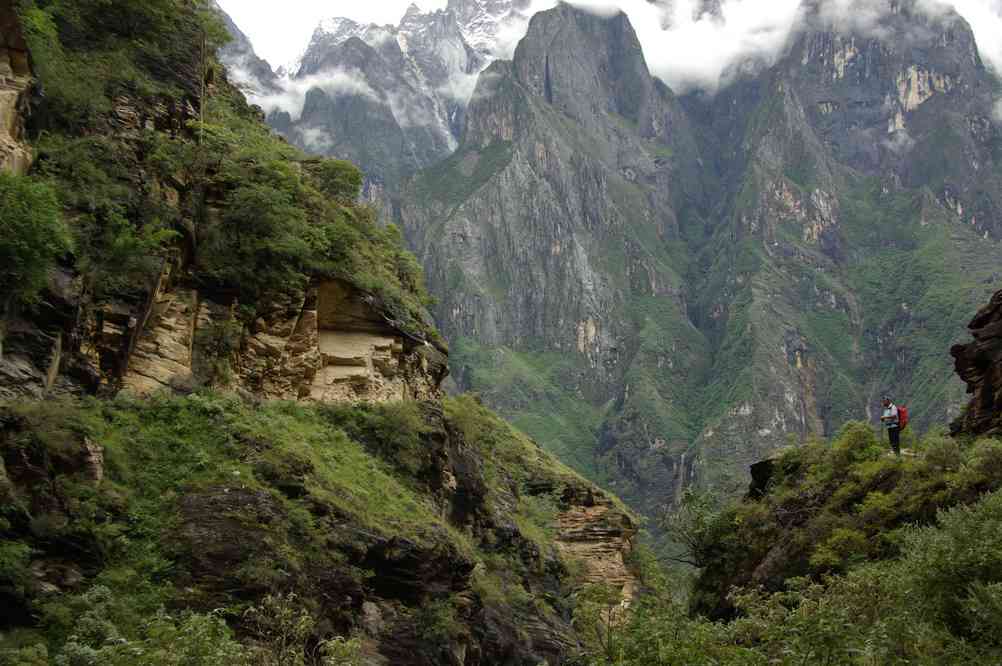 Entre Yongcheng (永胜 Yongsheng) et Chouei-tchao-pa (水沼巴 Shuizhaoba) (gorges du Saut du Tigre (虎跳峡)), le 19 octobre 2010