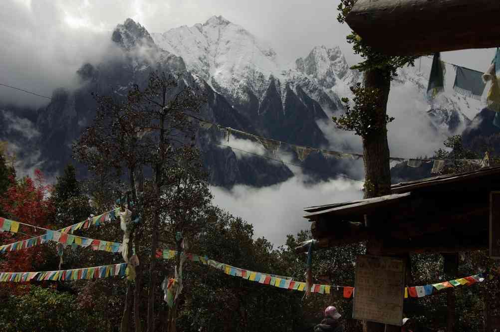 Vue très partielle des montagnes depuis le col de Nan-tchouka (Nanzhuka), le 23 octobre 2010