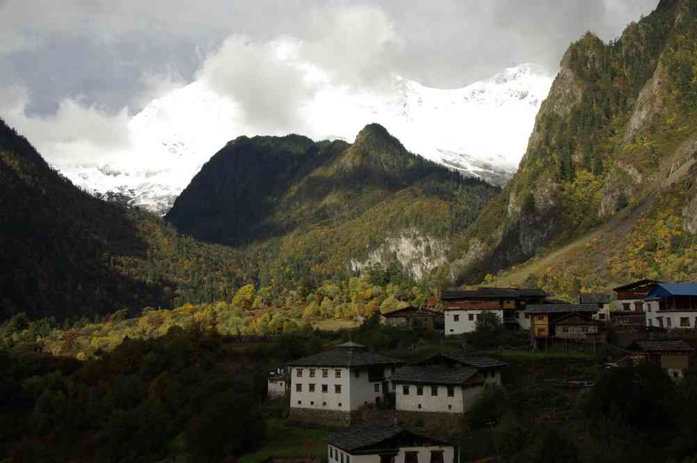 En direction du village de Yu-peng (雨崩村 Yubeng), le 25 octobre 2010