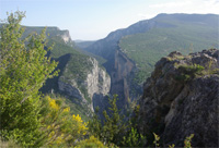 Photo : les gorges du Verdon vues de la citadelle de Rougon